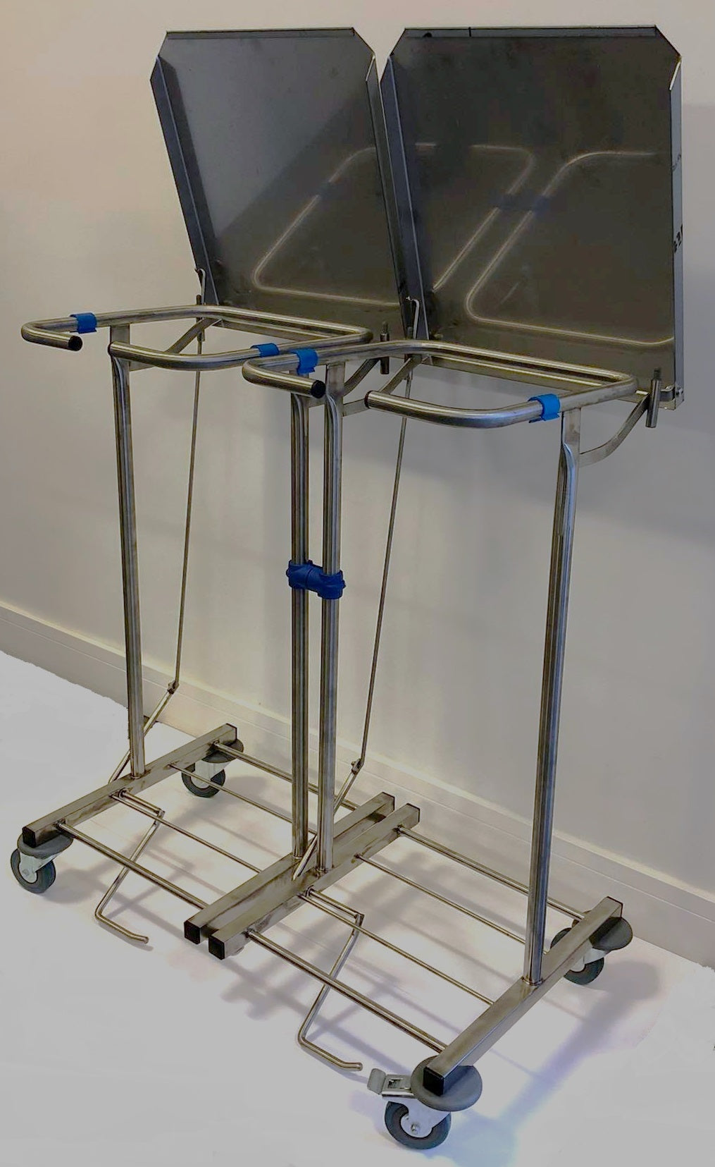 STELAŻ 2X120L Z PEDAŁ STAL NIER 85H